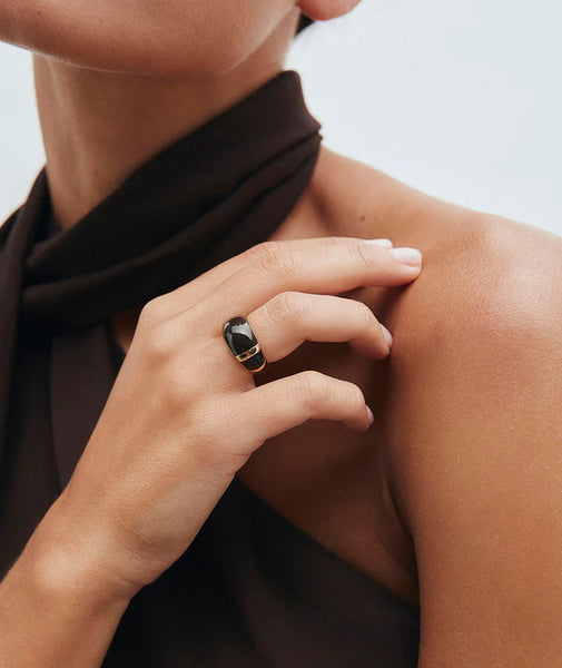 Anillo pinkie Intervalo con Esmaltes marrón