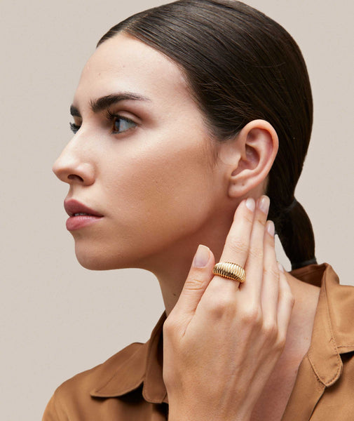 Anillo Chapado Oro 18 Kt relieve
