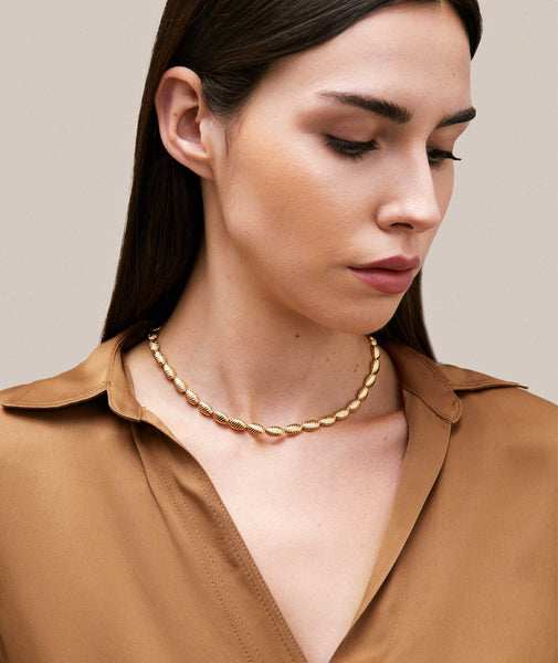 Collar Chapado Oro 18 Kt motivos con relieve
