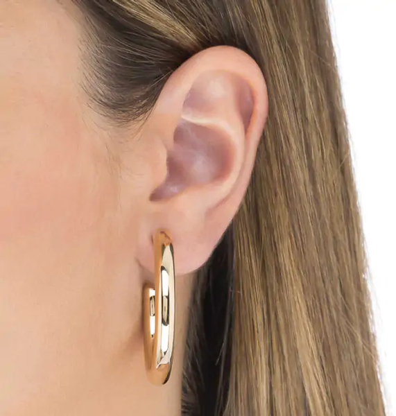 Argollas medio Aro acabado en Oro 18 Kt redondeado 40X5mm