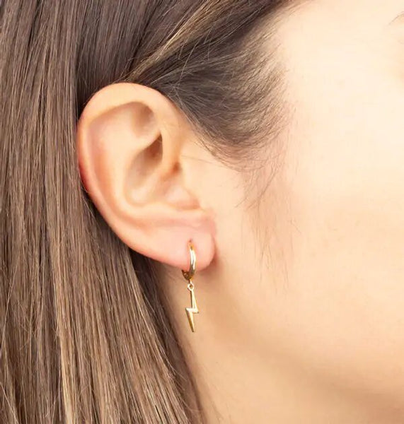 Zarcillo acabado en Oro 18 Kt Aro 12mm articulado rayo Liso
