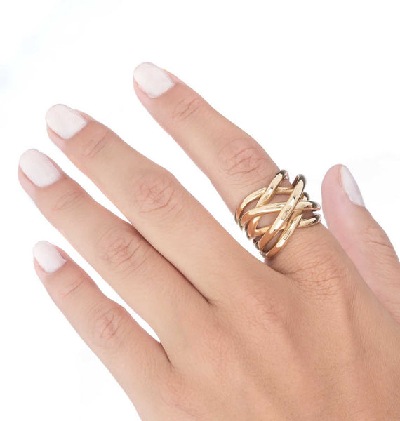 Anillo Acabado en Oro 18 Kl multitiras finas