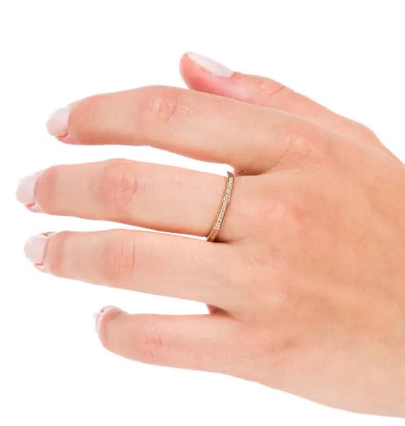 Anillo octogonal Circonitas acabado en Oro 18 Kt