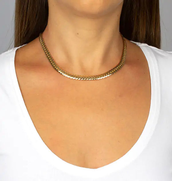 Collar Acabado en Oro 18Kt Eslabones Planos